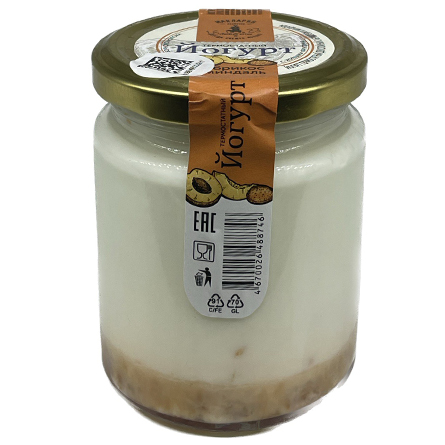 Йогурт классический термостатный 2,4% абрикос-миндаль Макларин 240г